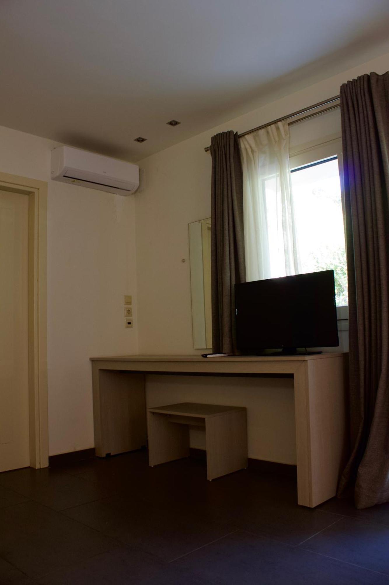 Makris Yialos Apartments Lassi  Esterno foto